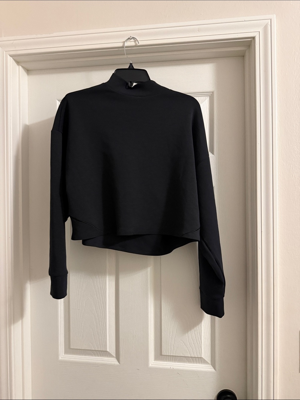RHONE Black Cropped Mock-Neck Sweatshirt